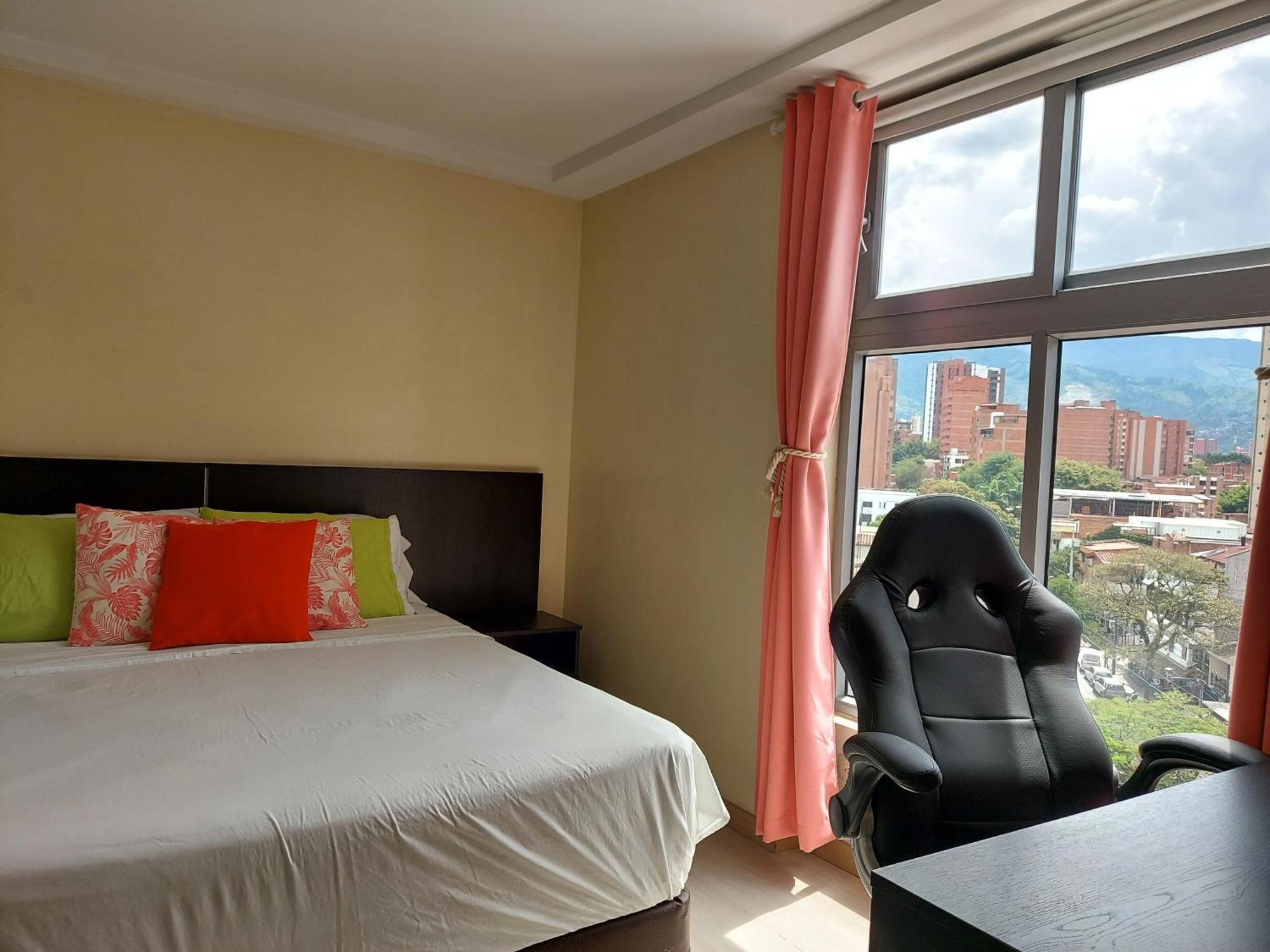 San Peter Apartments Medellín Eksteriør bilde